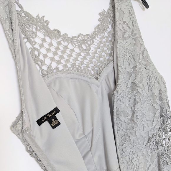 Elegant Lace Dress in Gray - Picture 5 of 11